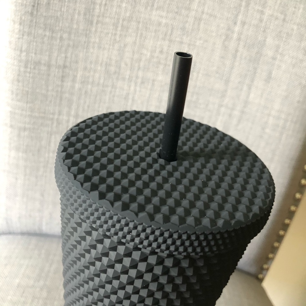 🖤 Starbucks Matte Black Studded Plastic Tumbler🖤 - Picture 2 of 7